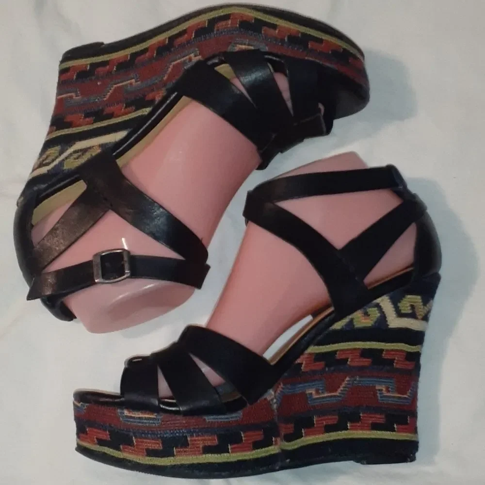 Zodiac Black Leather‎ Southwestern Wedge Heel Shoes